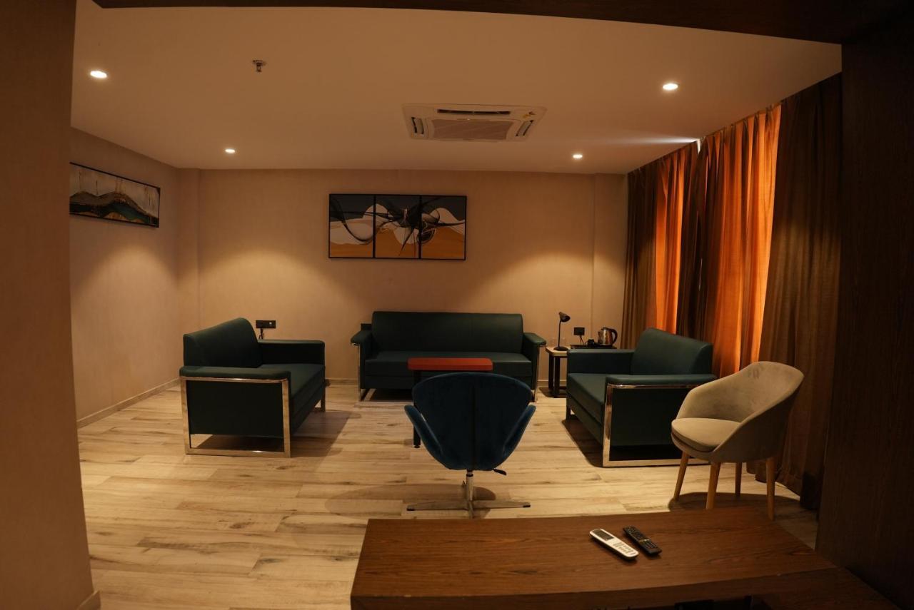 Hotel Ocean Vista Bay Visakhapatnam Exterior foto