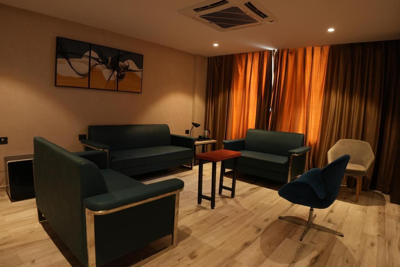 Hotel Ocean Vista Bay Visakhapatnam Exterior foto